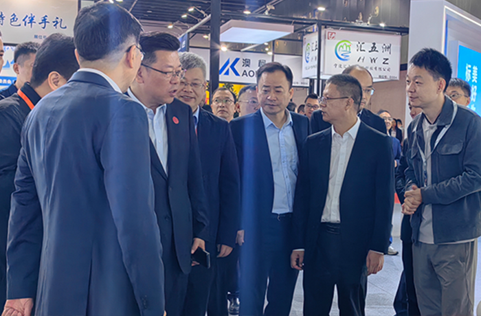 程天科技外骨骼亮相中国义乌国际小商品（标准）博览会
